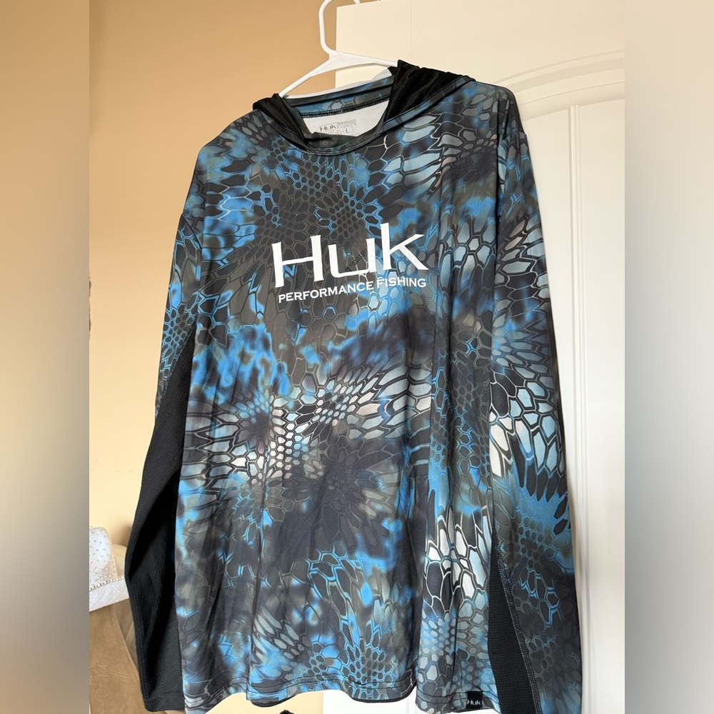 Huk Blue and Gray Camo Long Sleeve with hood